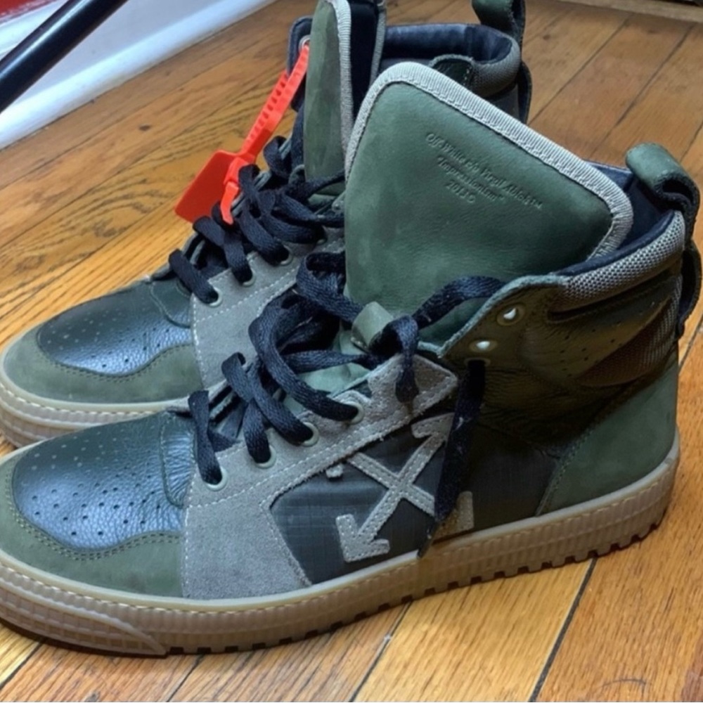 Authentic Men Off White Sneaker
